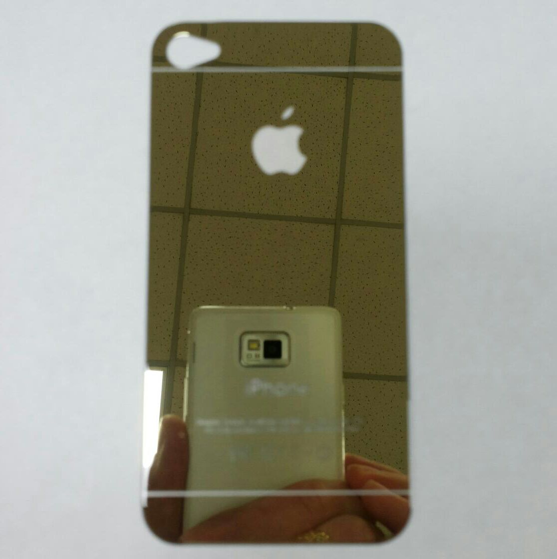 Стекло защитное для iPhone 4/4s золото, заднее.