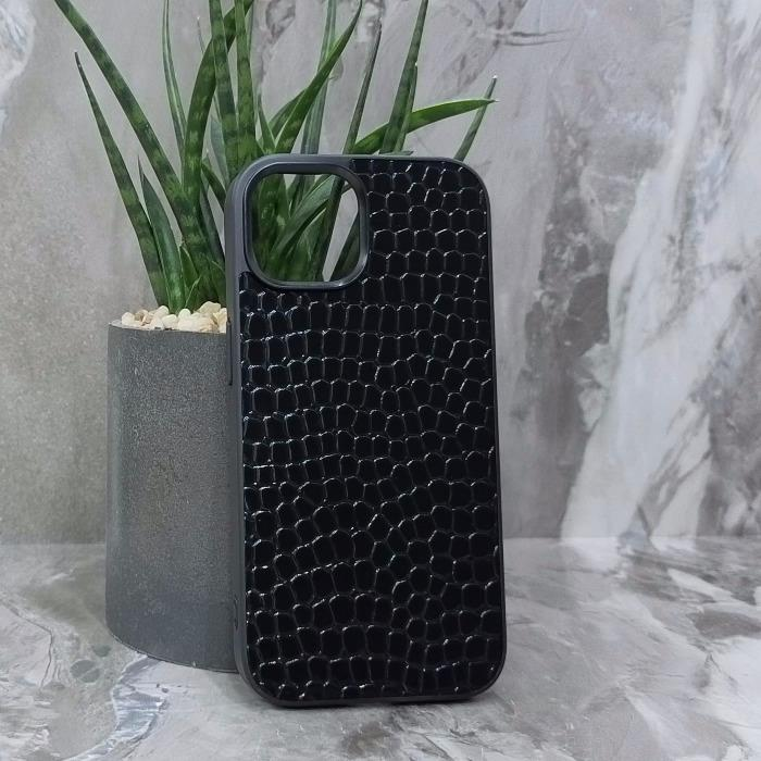 iPhone 15. Накладка, Classic Glossy Leather, черный