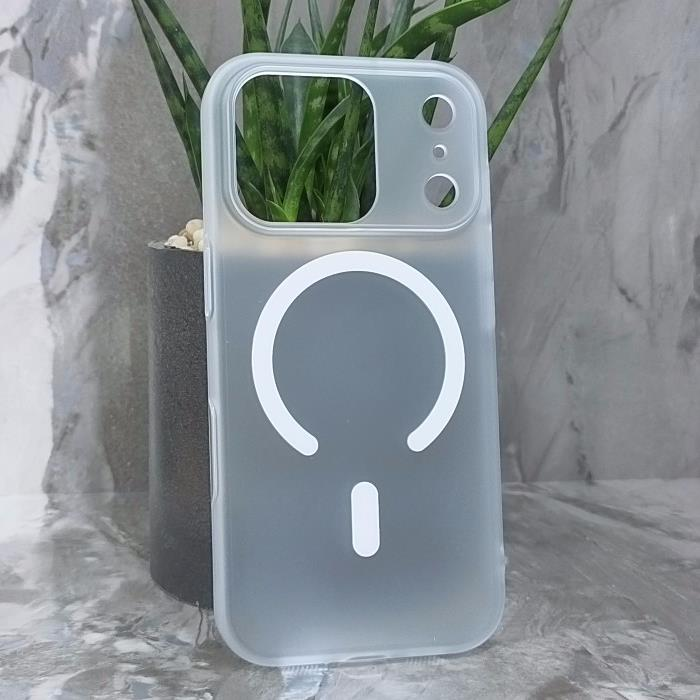 iPhone 17 Pro. Накладка, BST PC Matte Mag, матовый белый