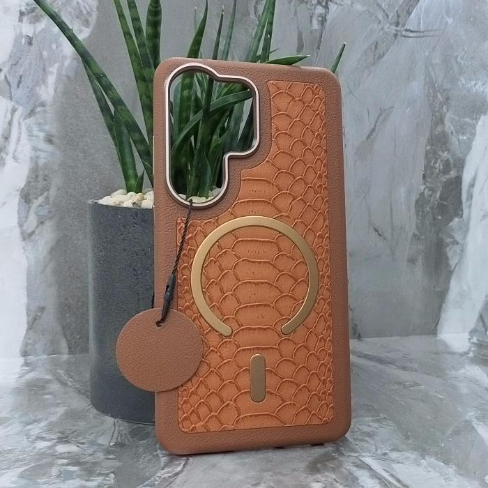 Samsung S26 Ultra. Накладка, BST Croc Leather Mag, текстура кожи, коричневый